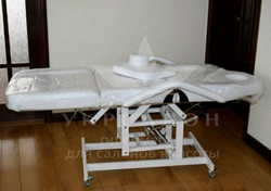 Кушетка косметологічна 233 біла