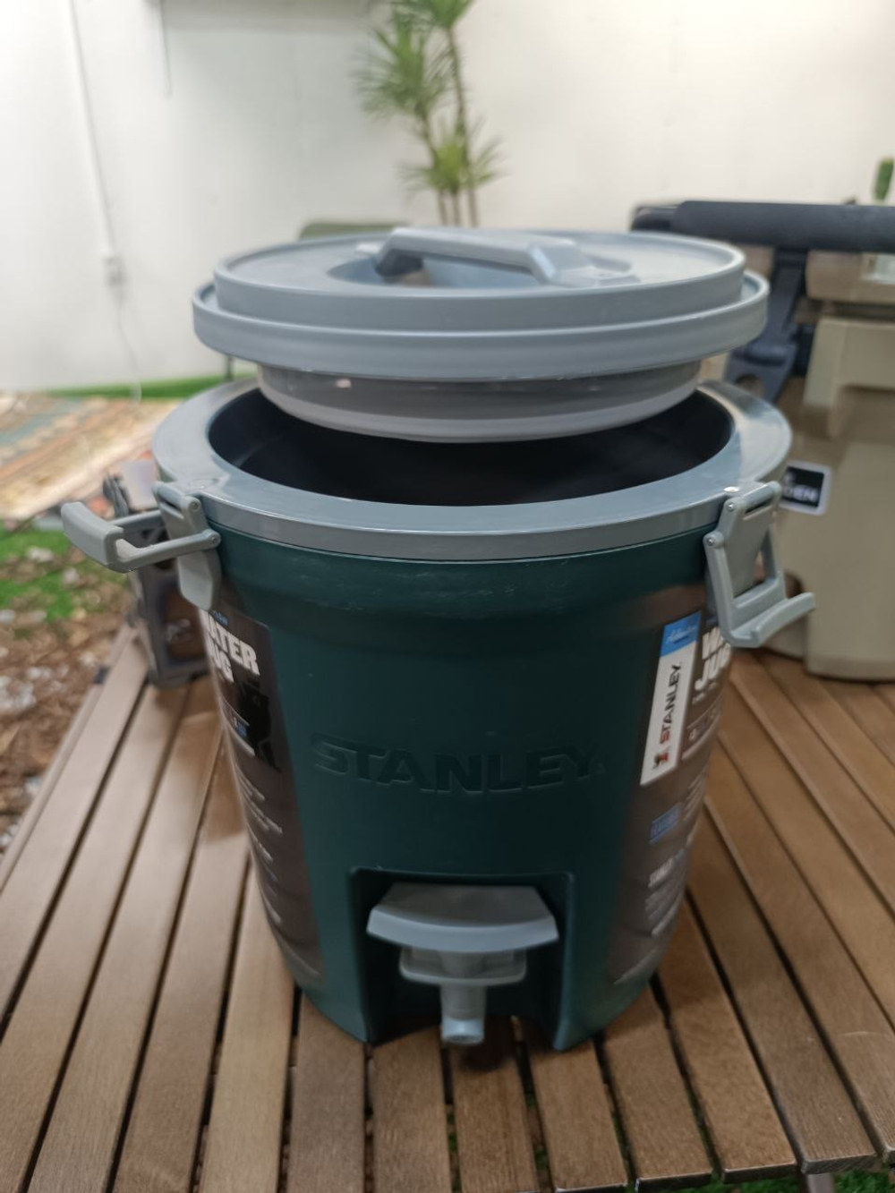 Емкость походная для воды 7,5 литров