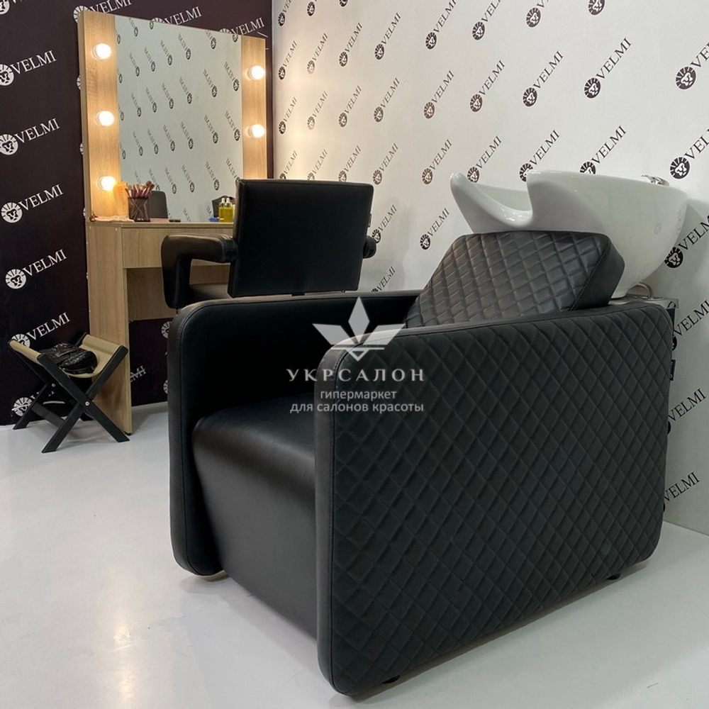 Робоче місце перукаря 736