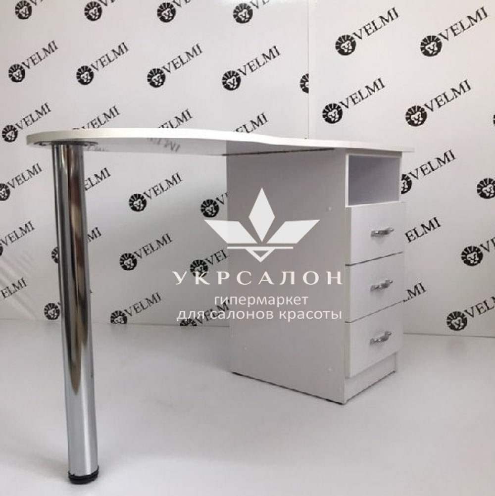 Манікюрний стіл Studio compact