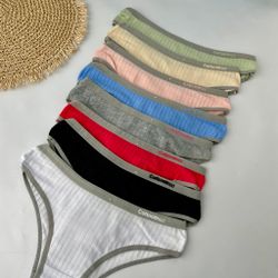 Американи в широкий рубчик