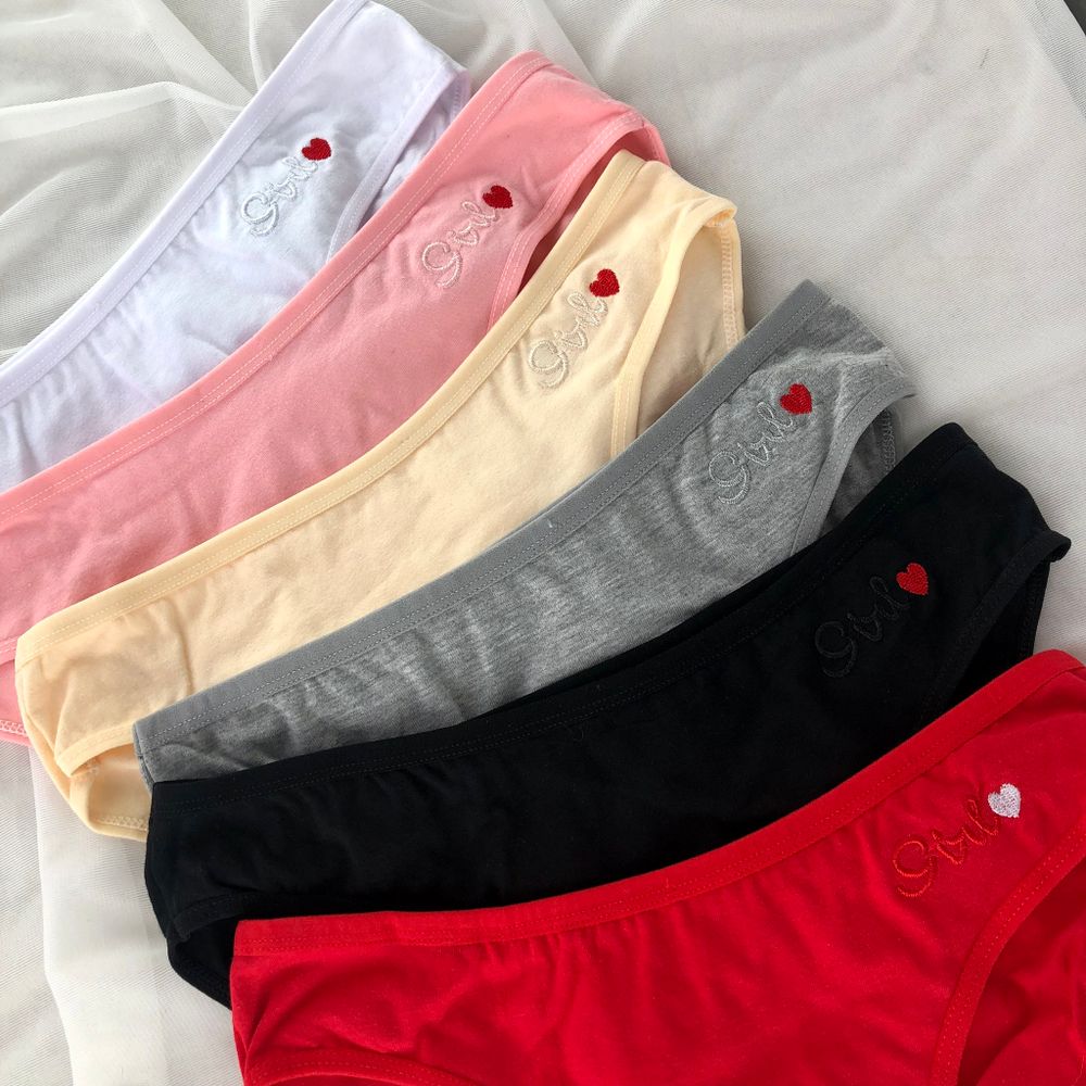 Трусики з нашивкою "Сердечко"