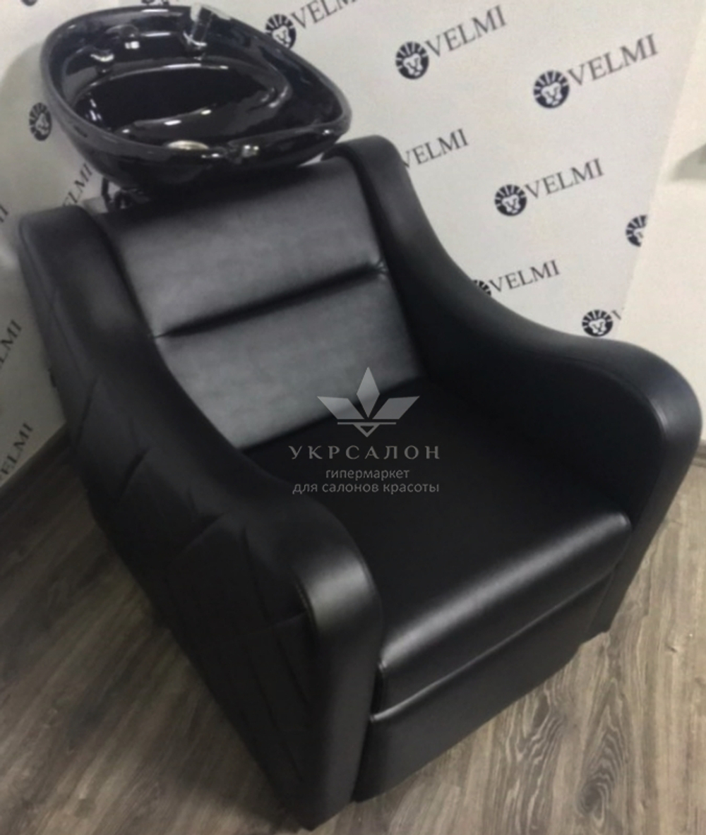 Комплект перукарських меблів Ambassador