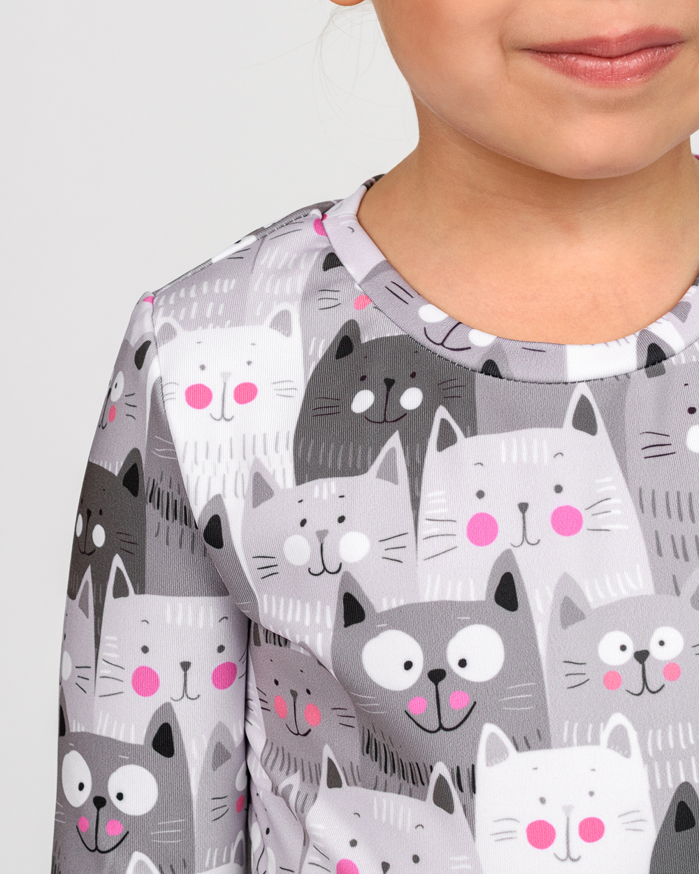 Термобілизна для дівчинки з принтом сірі котики (арт. 5722400115)