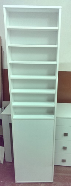 Стелаж для лаків з підсвічуванням Tower