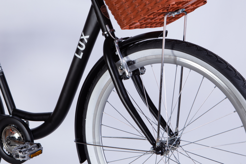 Велосипед городской 26 дюймов Dorozhnik Lux Velosteel 2025 с корзиной и багажником, рама 17"