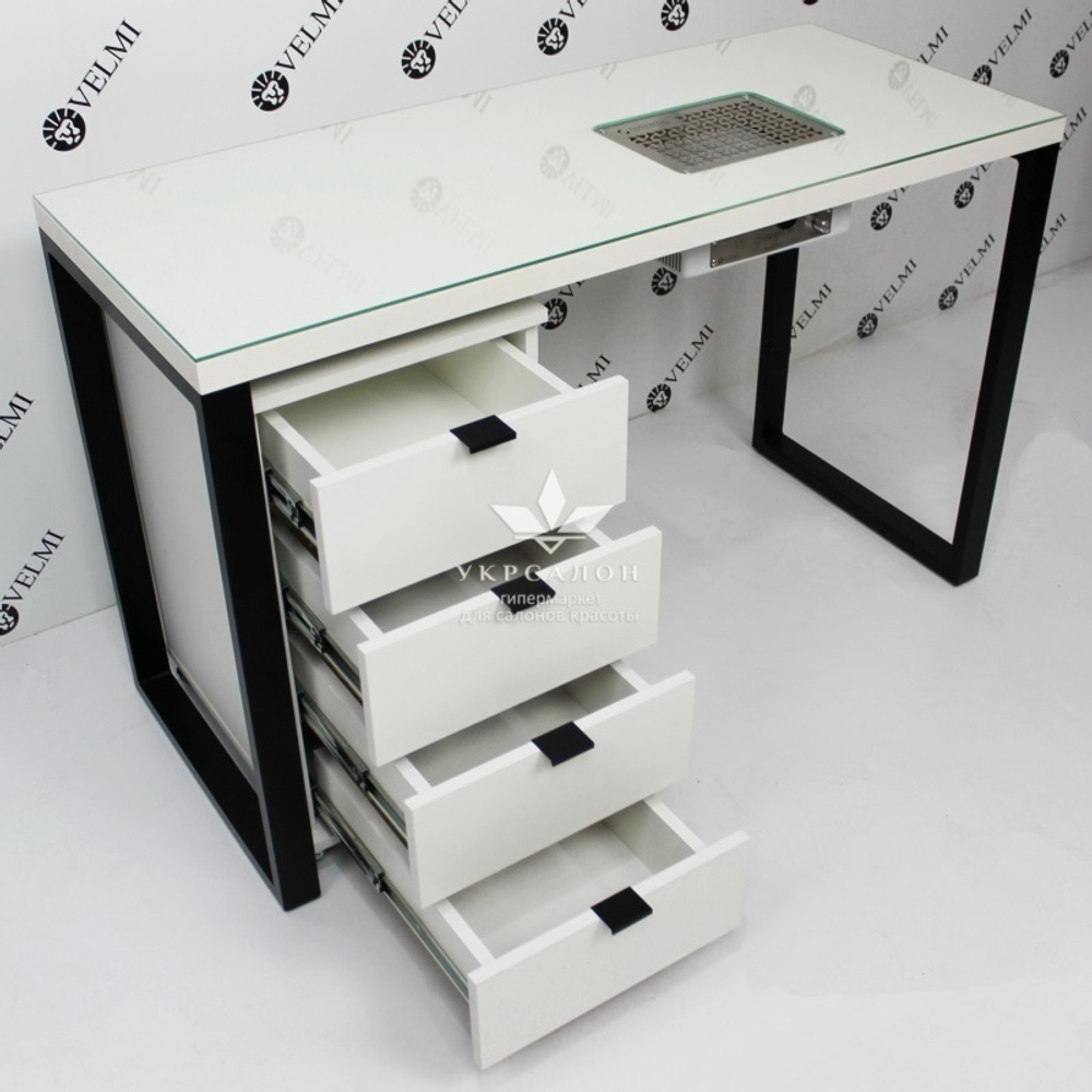 Манікюрний стіл Alaska