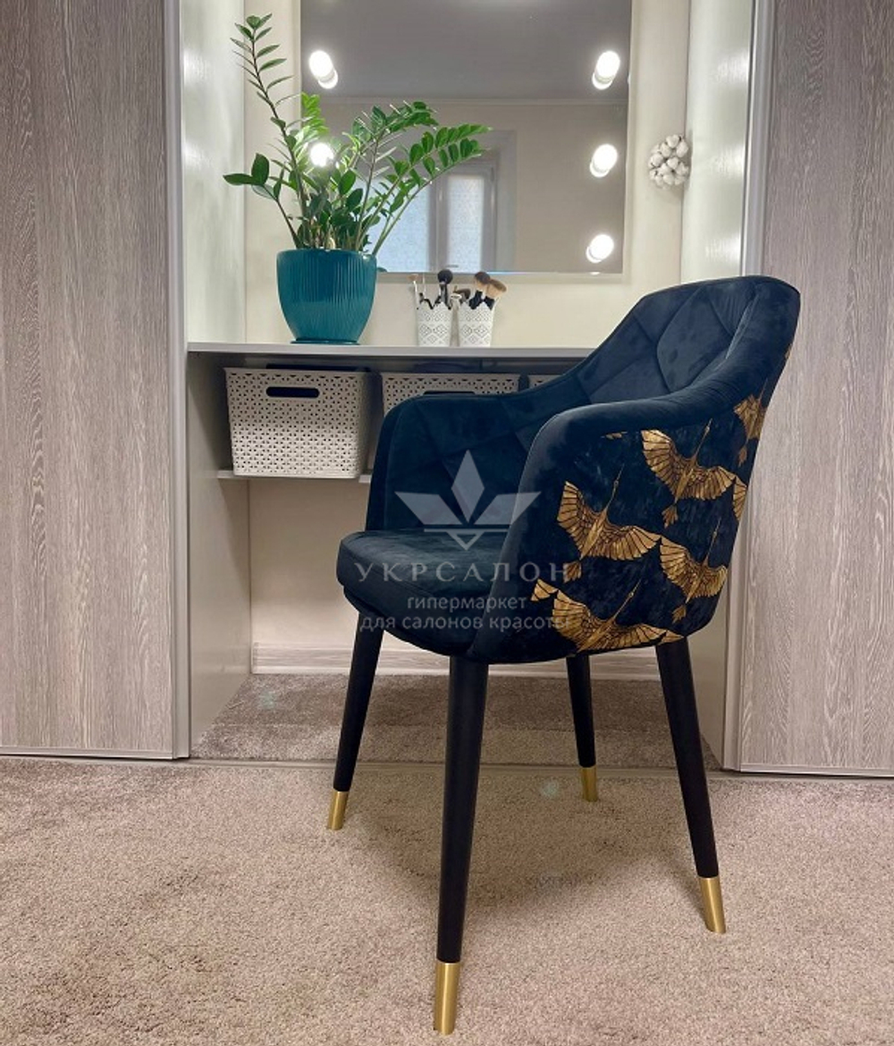 Стульчик мастера  Leganza velor на ножках