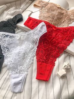 Кружевные трусики