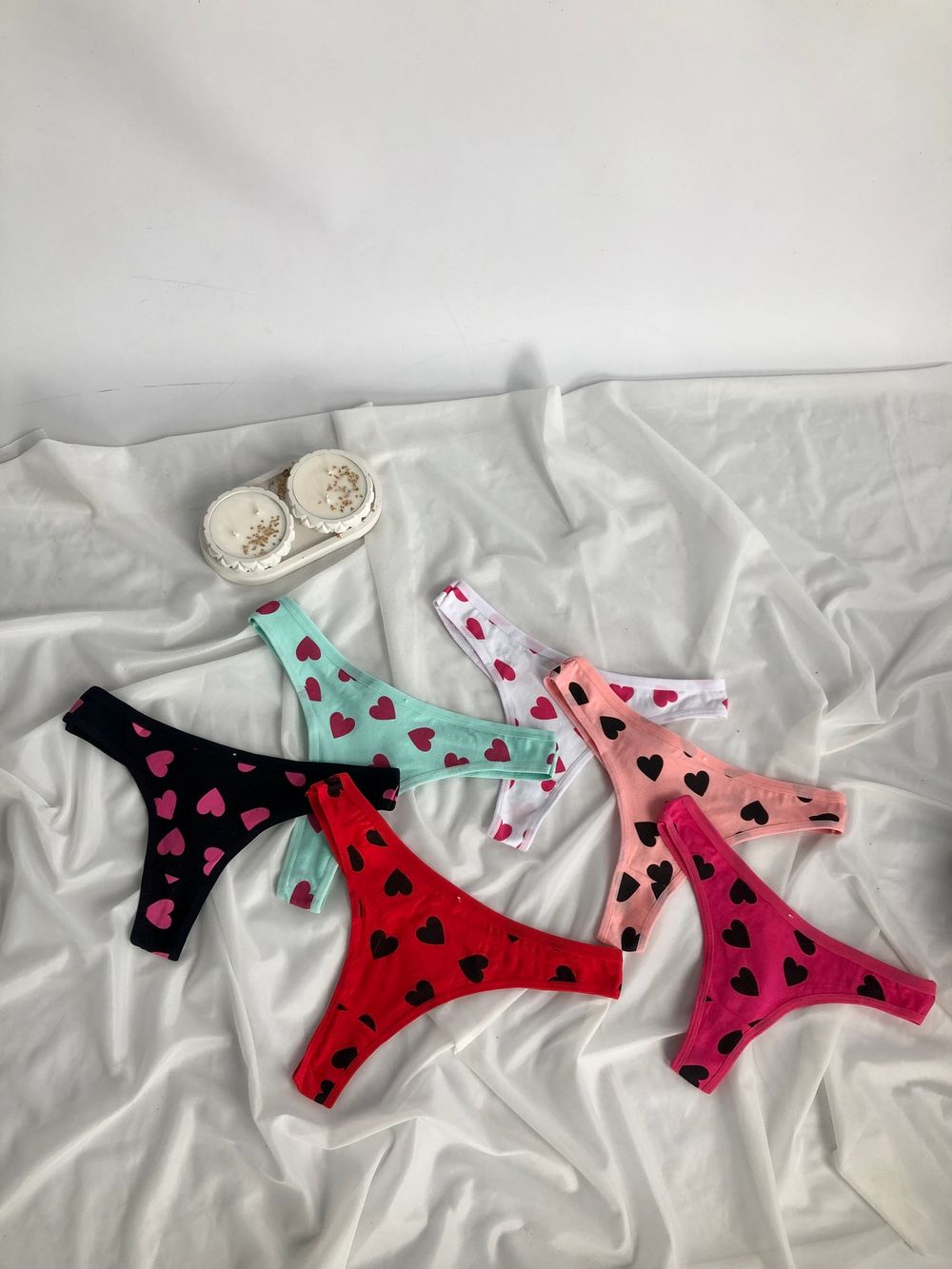 Стрінги з сердечками