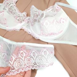 Напівпрозорий комплект на кісточці