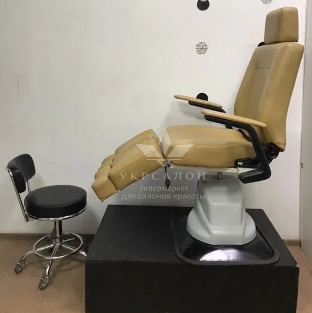 Педикюрное кресло 88101