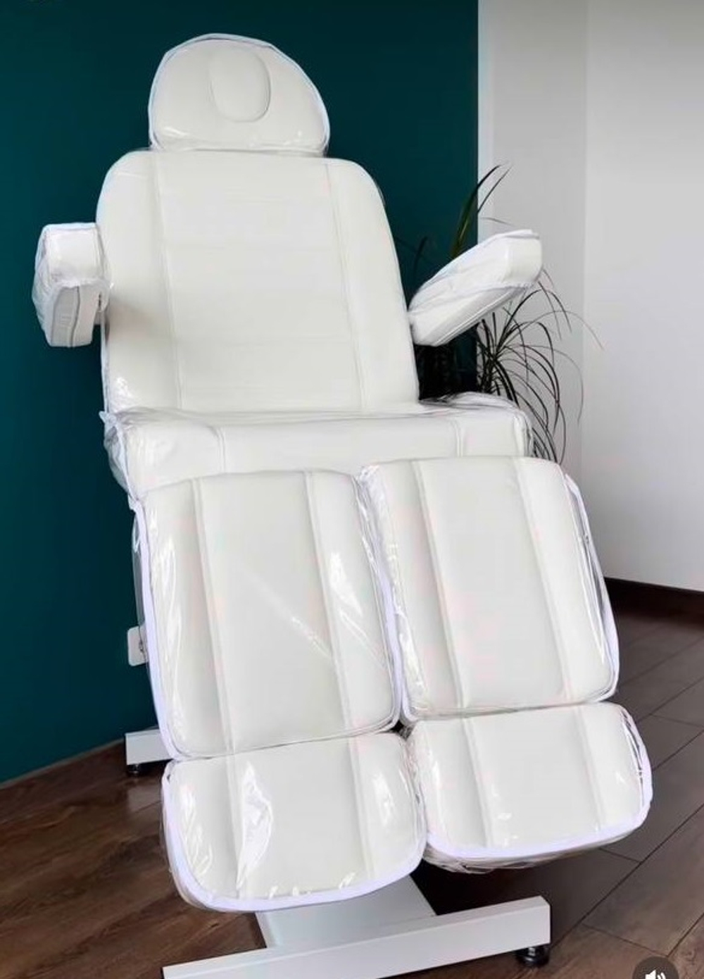 Защитный чехол для педикюрных кресел 1