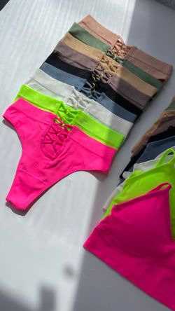 Комплект в рубчик з переплетом