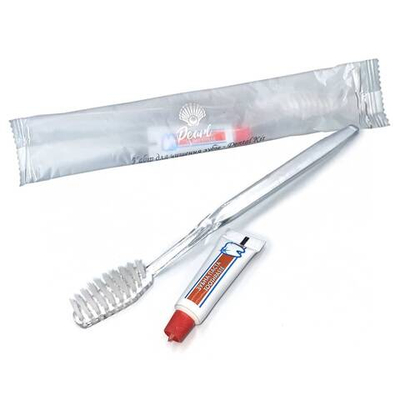 Набір для чищення зубів: зубна щітка і паста 5 г