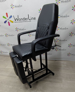 Педикюрне крісло Tertio Black