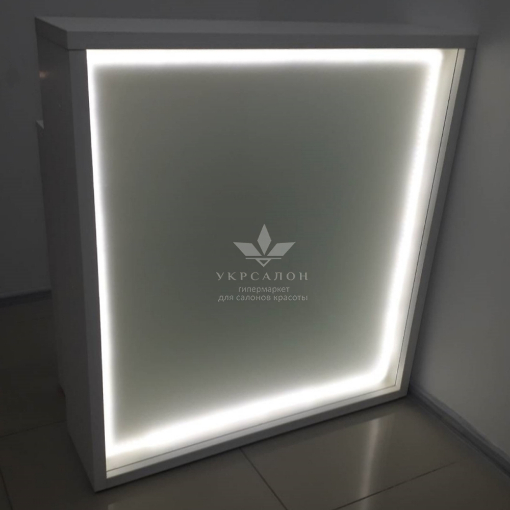 Ресепшн Nemo с подсветкой