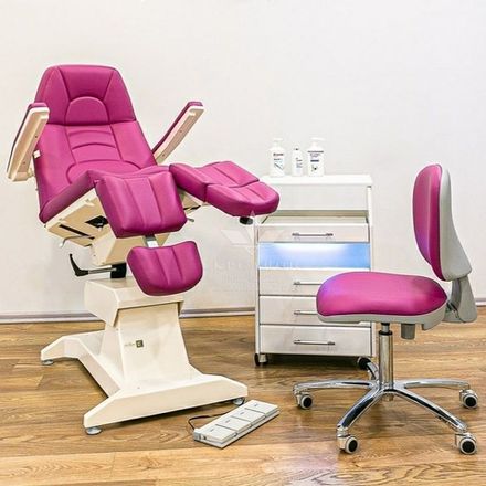 Педикюрно-косметологическое кресло FUT-PROFI-2