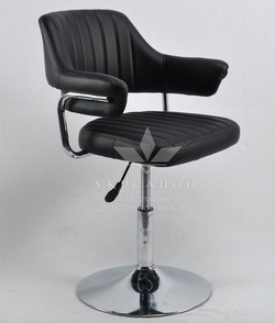 Стульчик мастера Jef на диске