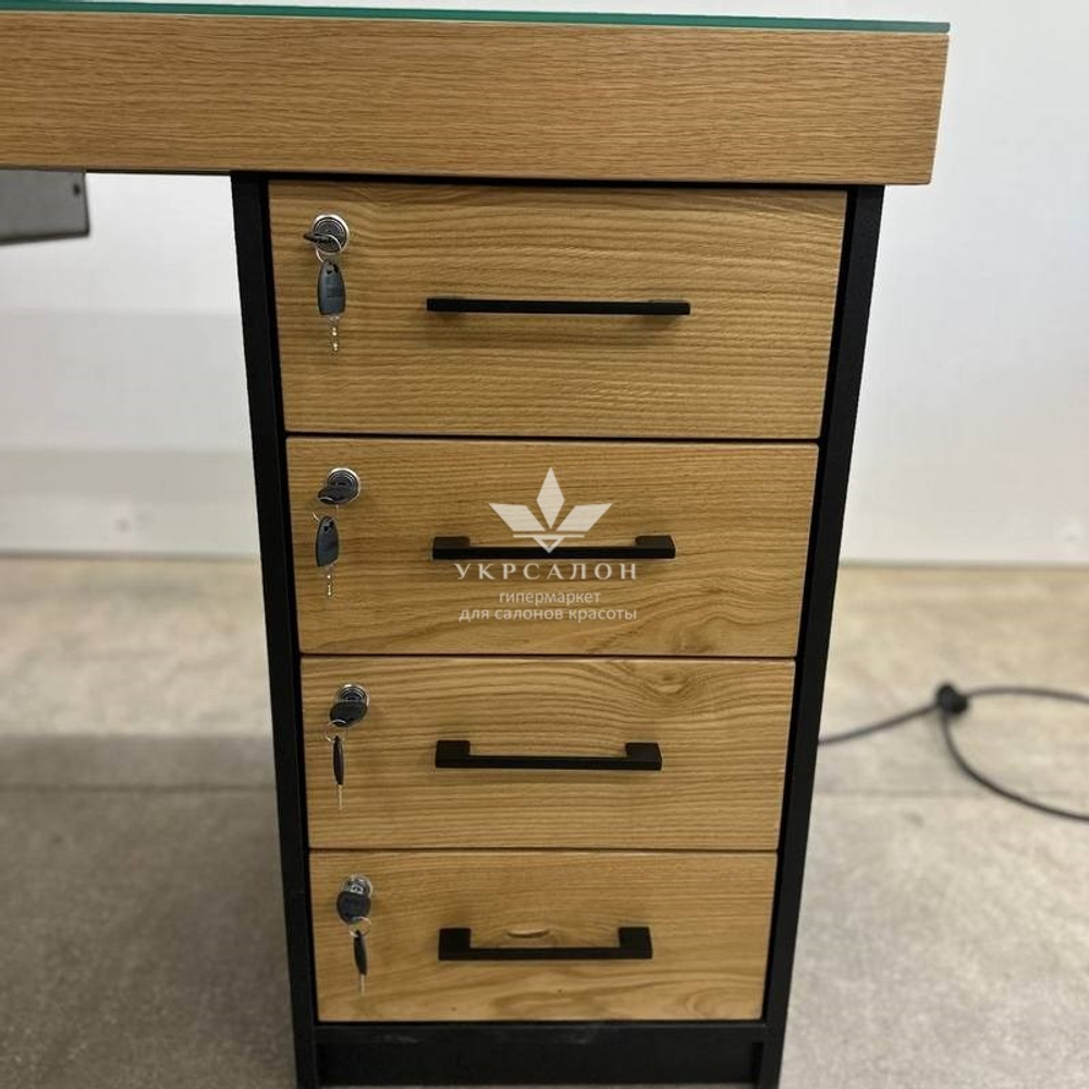 Маникюрный стол Mark Premium-03