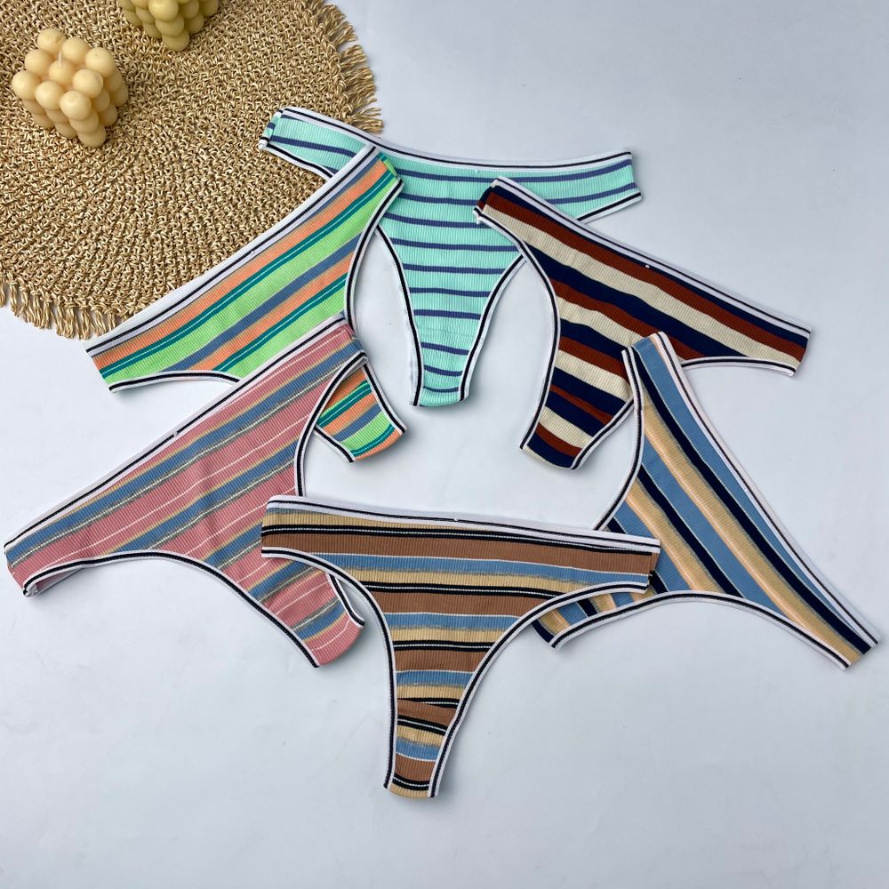 Стрінги в смужку