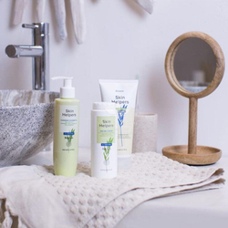 Крем-скраб для тіла Gloria Botanix Skin Helpers з трирівневим абразивом і комплексом поживних масел