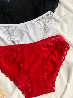 Гладенькі сліпи з мереживною вставкою