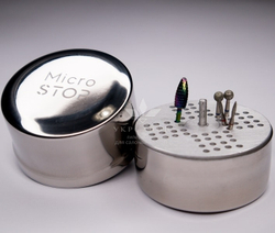 Универсальный контейнер для насадок