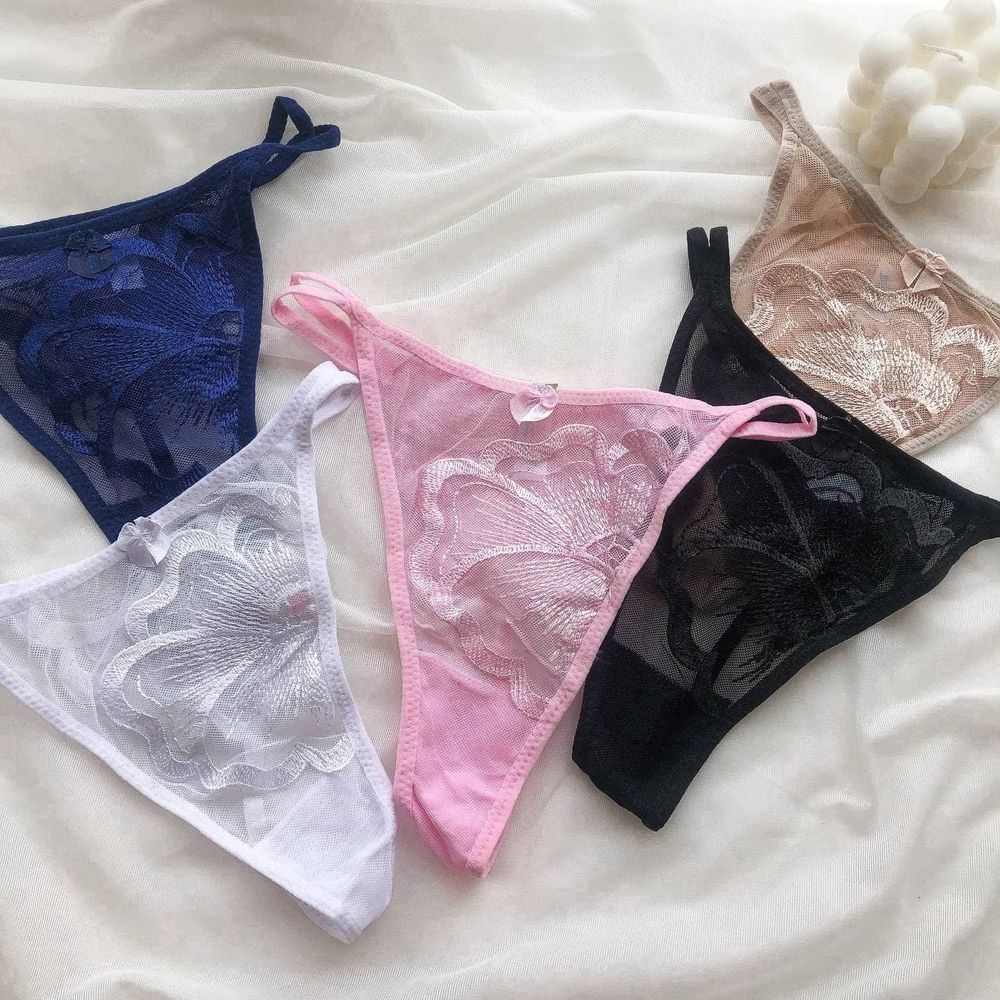 Стринги сеточкой