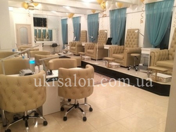 Педикюрное крісло трон queen