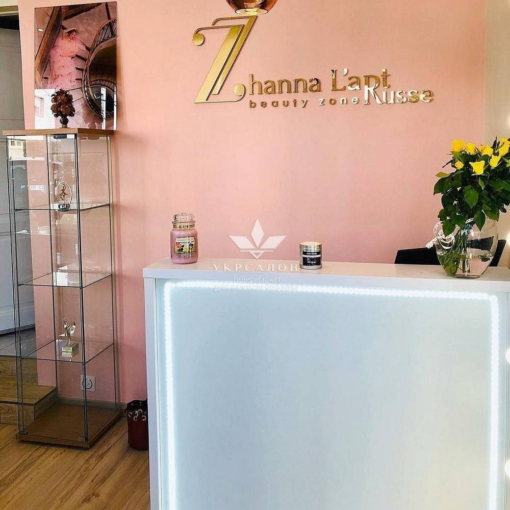 Ресепшн Nemo с подсветкой