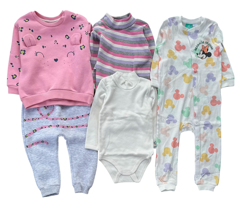 Набір одягу для дівчинки (86 розмір)