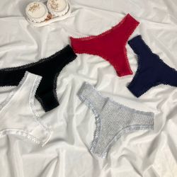 Стрінги з сердечками