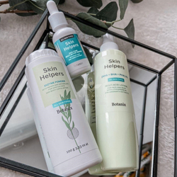 Мультикислотный лосьон для лица и тела Gloria Botanix Skin Helpers с экстрактами воробейника и амаранта