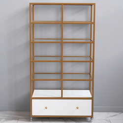 Витрина для салона красоты Avrora