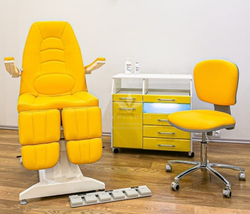 Педикюрно-косметологічне крісло fut-profi-3