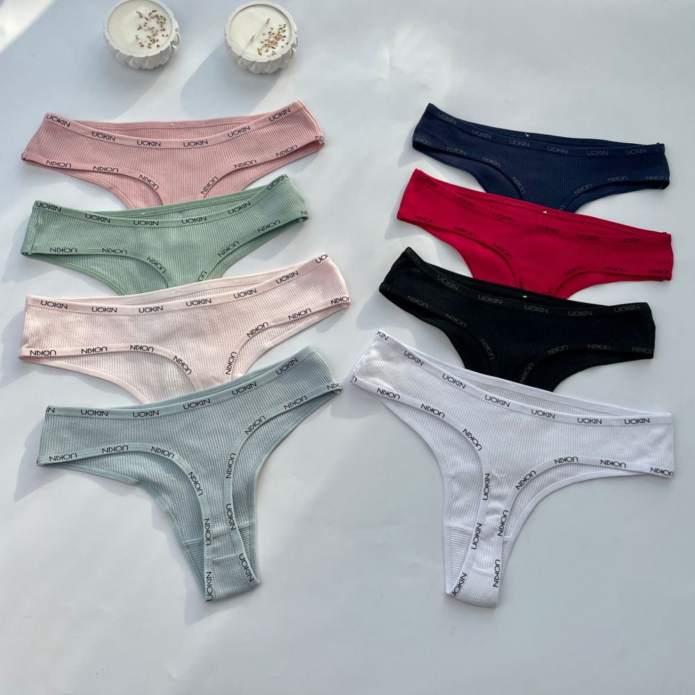 Стрінги з написами