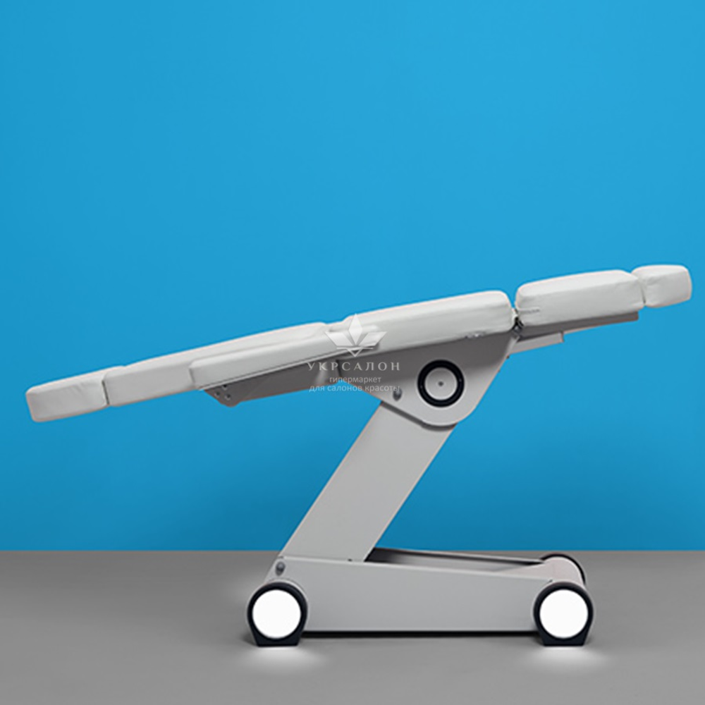 Педикюрное кресло B-Light (3 мотора)