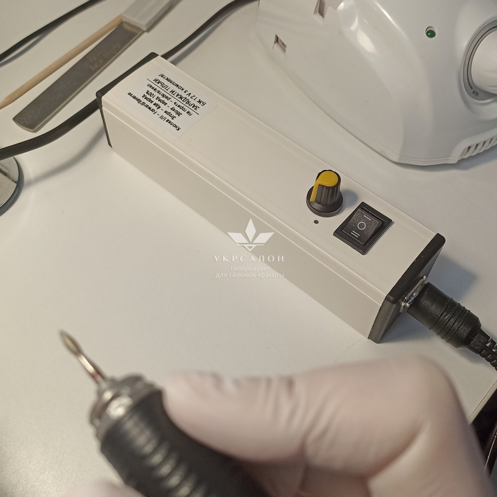 Повербанк с функцией подключения ручки фрезера Power Station PS30-6K/F Nailtronic