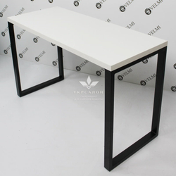 Манікюрний стіл Alison