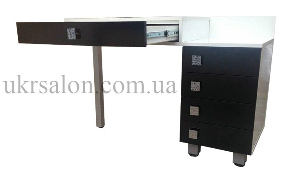 Маникюрный стол Continental