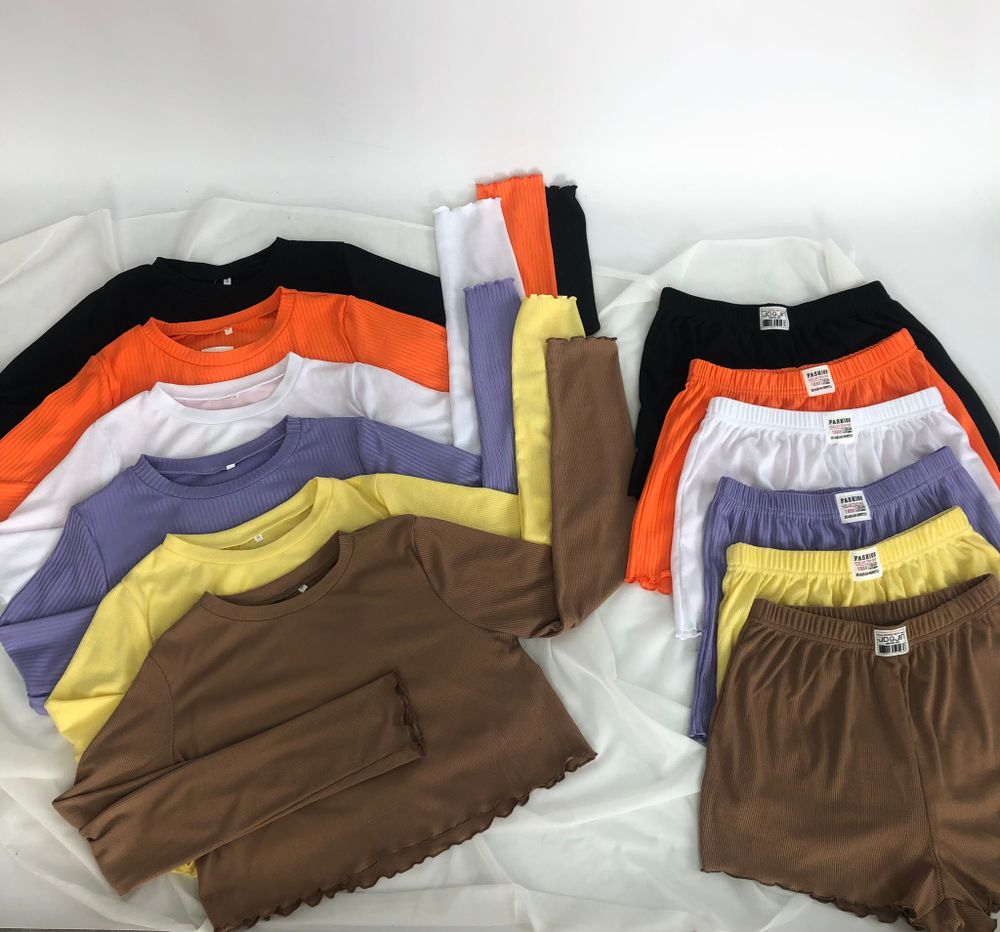 Піжама в рубчик