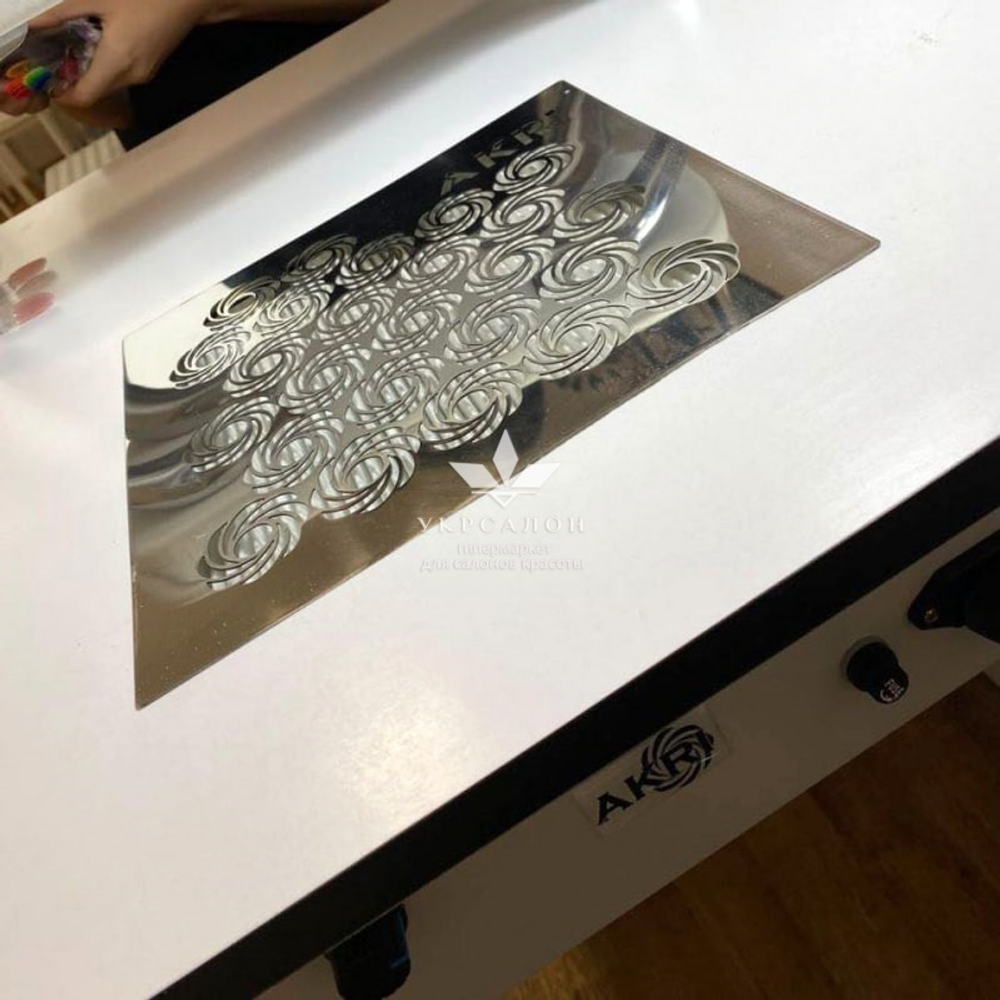 Вытяжка врезная с фильтром Akri Wind