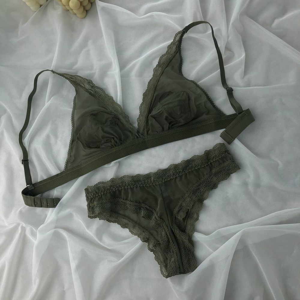 Комплект з нашивкою