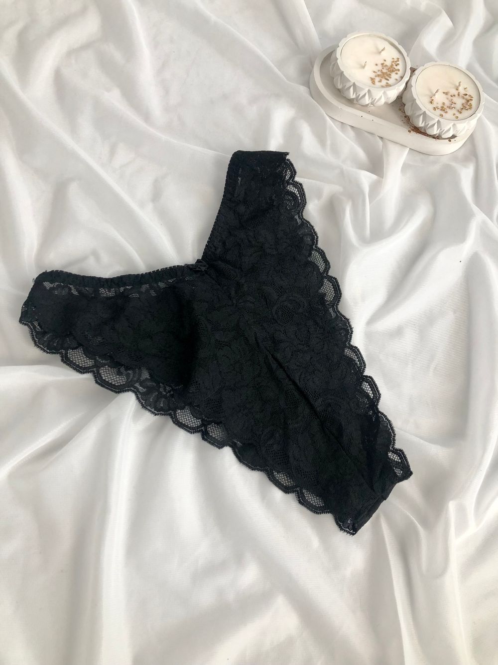 Американки мереживні