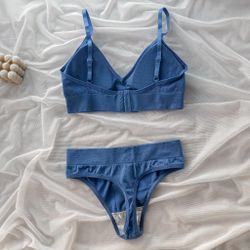 Базовий комплект білизни