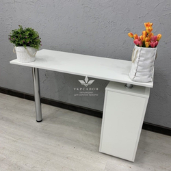 Маникюрный стол Lux