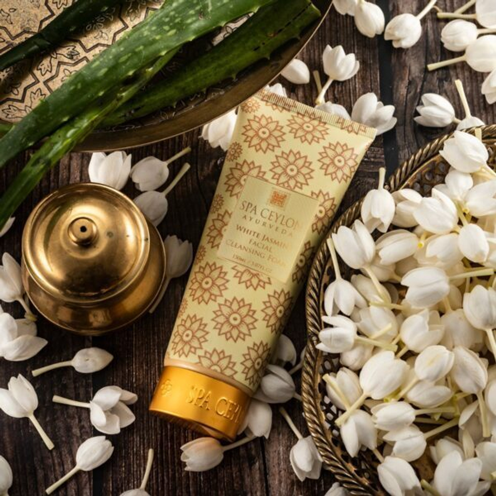 Пінка для очищення сухої шкіри Білий жасмин 150 мл, SPA Ceylon