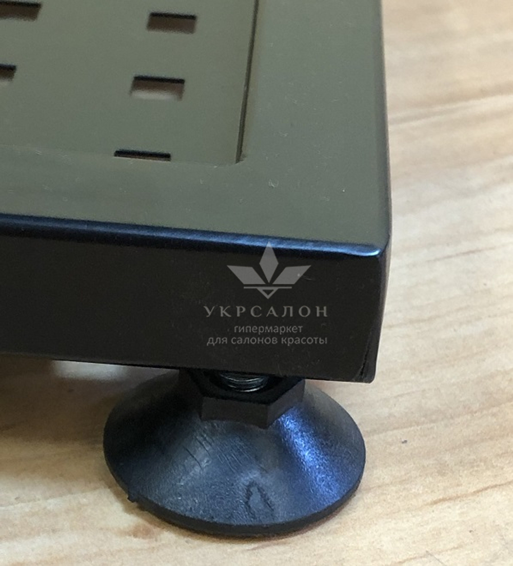 Столик для клієнтів Deni