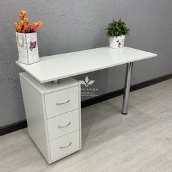 Маникюрный стол Lux